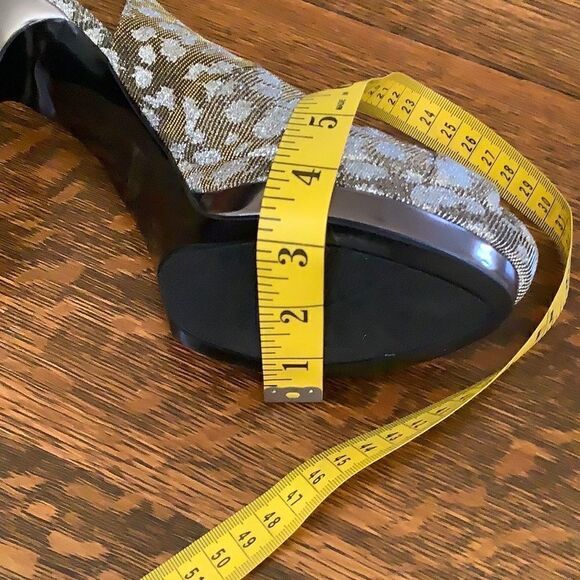 Marc Fisher sparkly cheetah platform heels - Picture 12 of 12